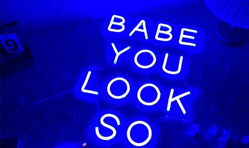 ⭐ Hochwertige Wandschrift